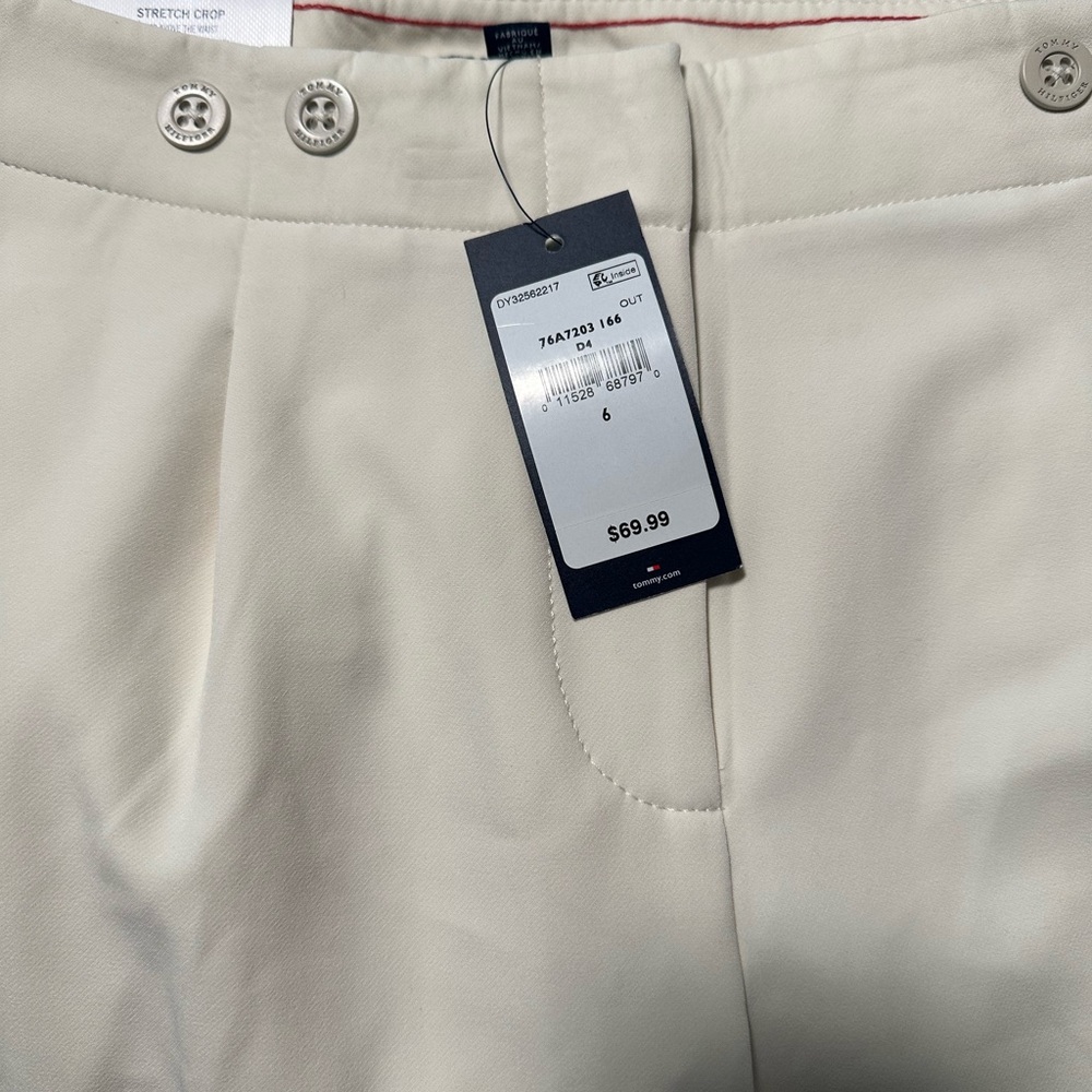 Tommy Hilfiger Stretch Crop pants. Size 6